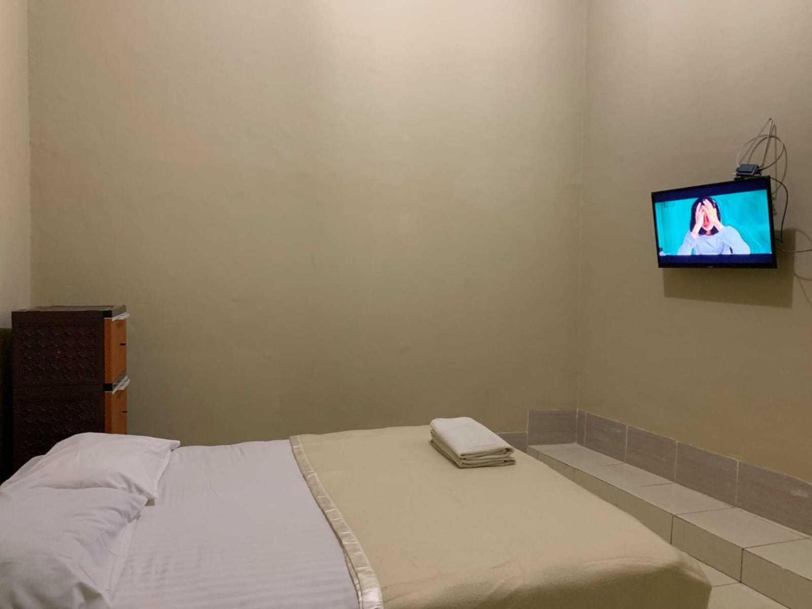 Hotel Oyo 93165 Nur Syariah Makassar